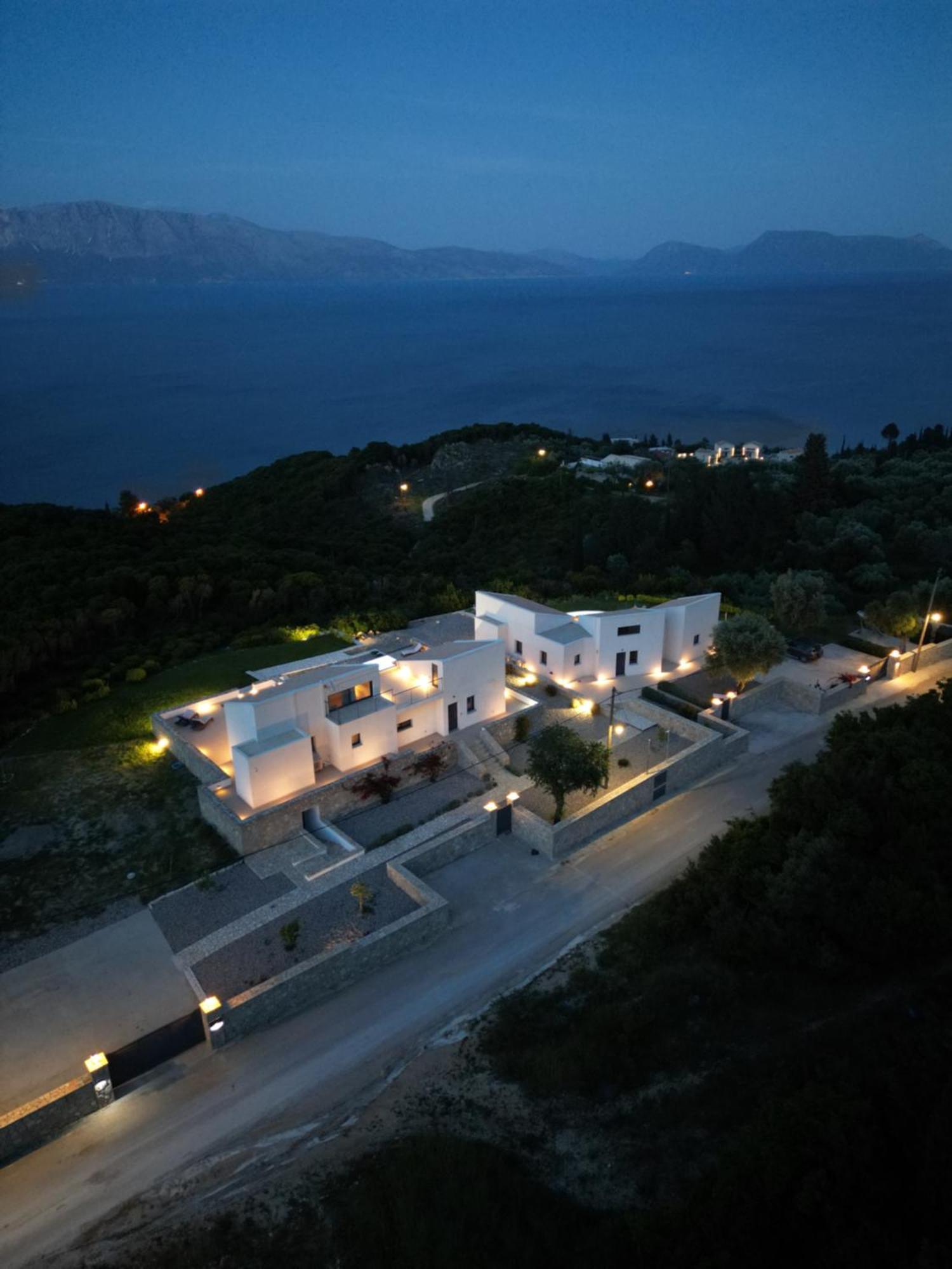 Tempestini Exclusive Villas นิเกียนา ภายนอก รูปภาพ
